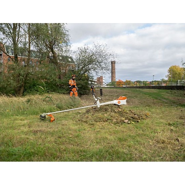 Χορτοκοπτικό STIHL FSA 135