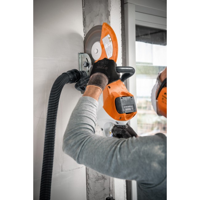 Ηλεκτρική Σκούπα STIHL SE 133 ME Ηλεκτρική Σκούπα STIHL SE 133 ME