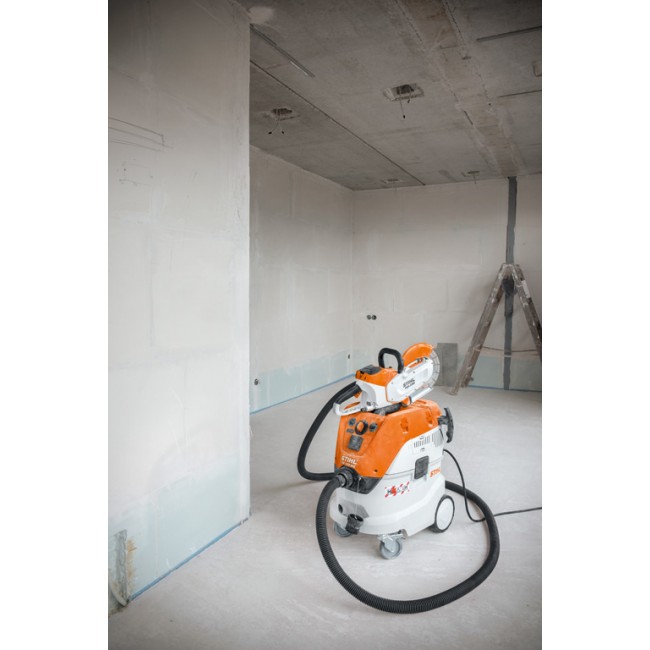 Ηλεκτρική Σκούπα STIHL SE 133 ME Ηλεκτρική Σκούπα STIHL SE 133 ME