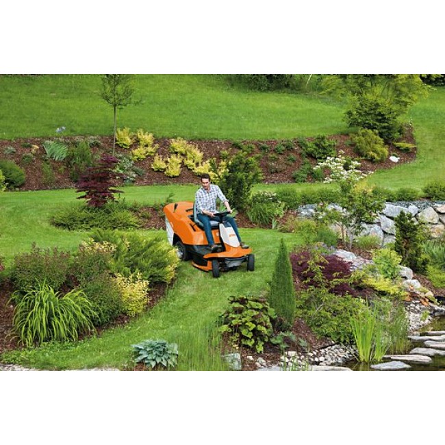 Τρακτέρ Γκαζόν STIHL RT 4082